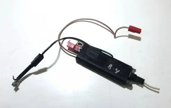 Audi 80 90 S2 B4 Antenna control unit 893035225g 0892