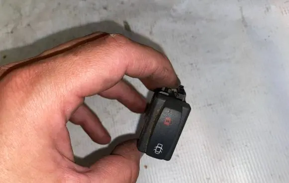 Renault Laguna II Electric window control switch 2648801