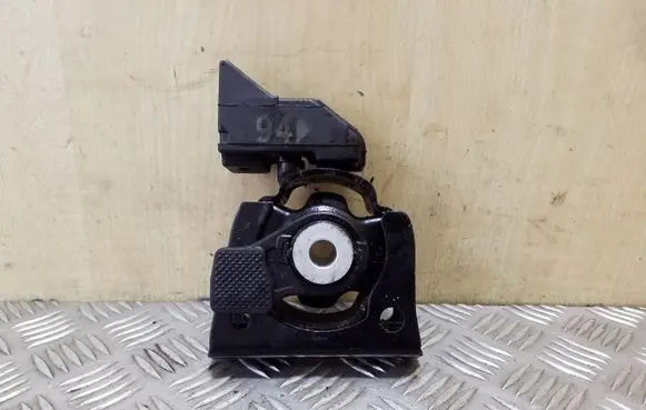Lexus CT 200H Gearbox mount