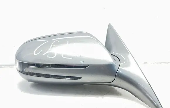 Mercedes-Benz CLS C219 Front door electric wing mirror A3156442
