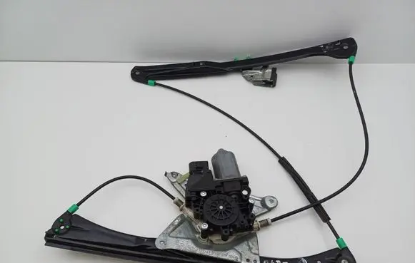 Audi A4 S4 B5 8D Front door window regulator with motor 8D0959801D 8D0837397C