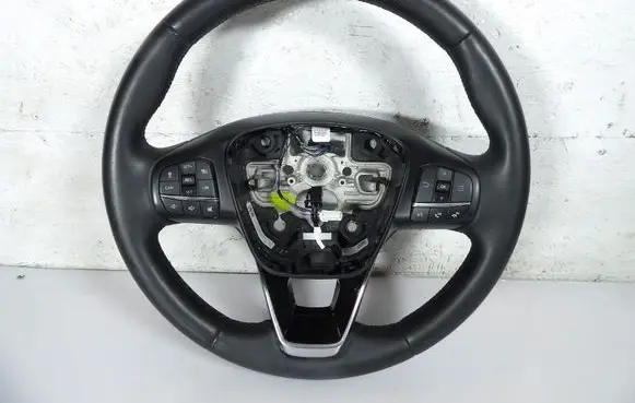 Ford Focus Steering wheel JX7B3600PF3ZHE
