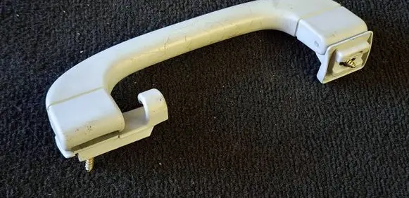 BMW 5 E39 Rear interior roof grab handle 8235578