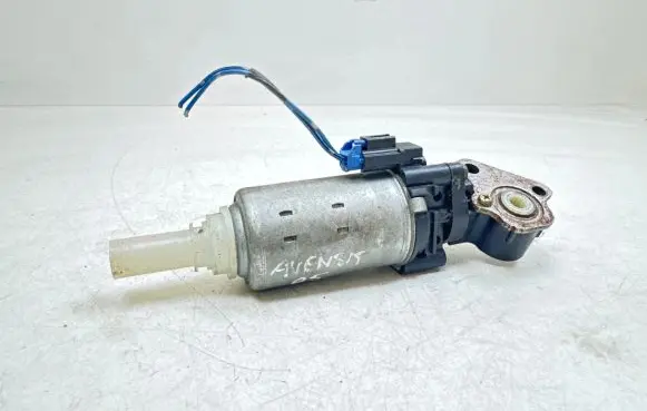 Toyota Avensis T250 Seat adjustment motor 43944010030 8562033020 1620006841