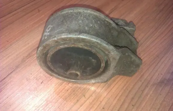 Hyundai Sonata Engine mount bracket 2185236000
