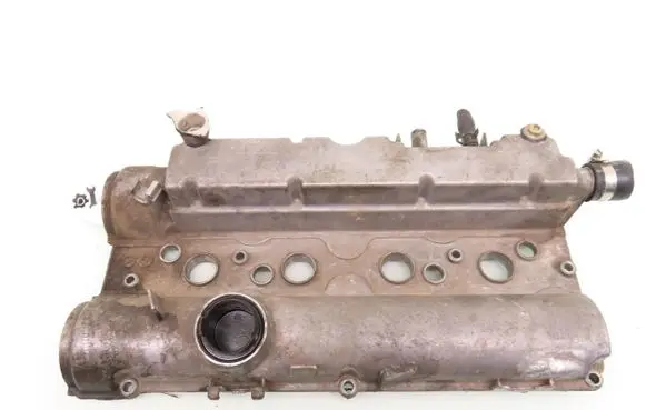 Opel Zafira B Rocker cam cover 24417248