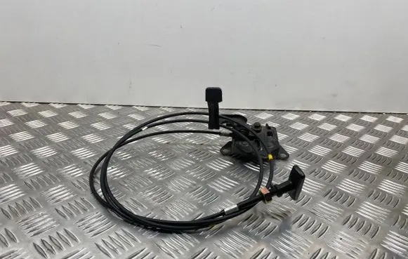 Mazda MPV II LW Engine bonnet/hood lock/catch 