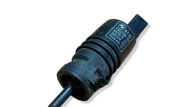 BMW 3 E90 E91 Windscreen/windshield washer pump 7302588