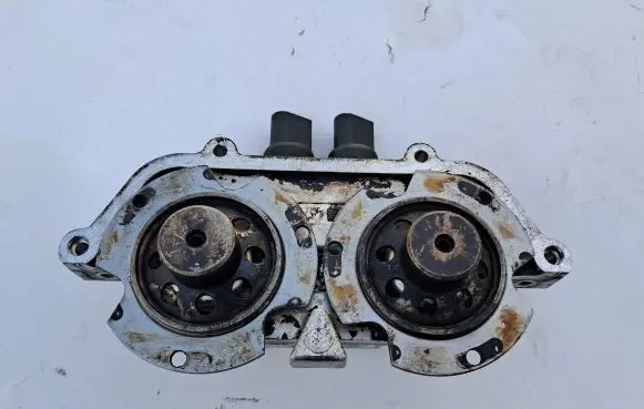 BMW M5 Camshaft vanos timing valve 7834576