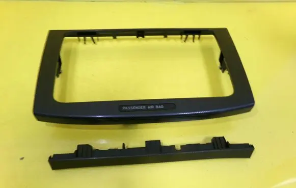 Volkswagen PASSAT B6 Panel trim 3C0858069M 31839-0100