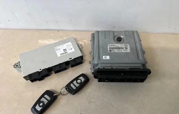 BMW 5 GT F07 Engine ECU kit and lock set 8516753 9282116 0281018297