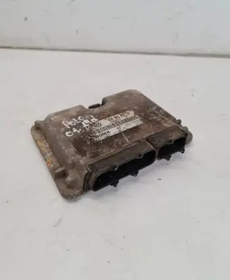 Volkswagen Polo III 6N 6N2 6NF Engine control unit/module 038906018ED 28SA4188 0281001915