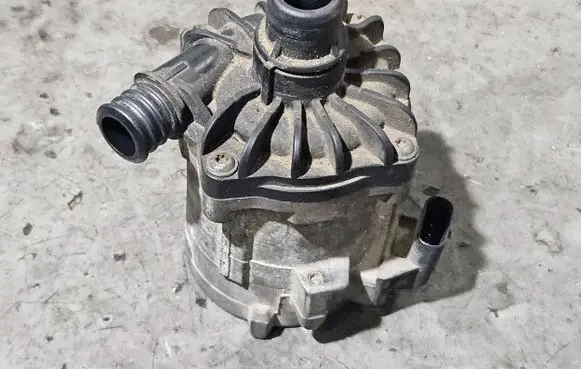 BMW X5 E70 Electric auxiliary coolant/water pump 7566335