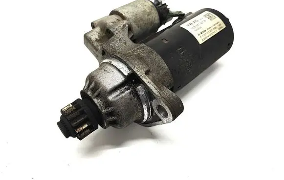 Volkswagen Crafter Starter motor 02M911021A