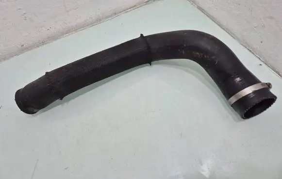 Mitsubishi Pajero Intercooler hose/pipe 
