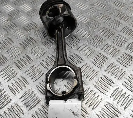 Volvo V60 Piston 31401216 31339777