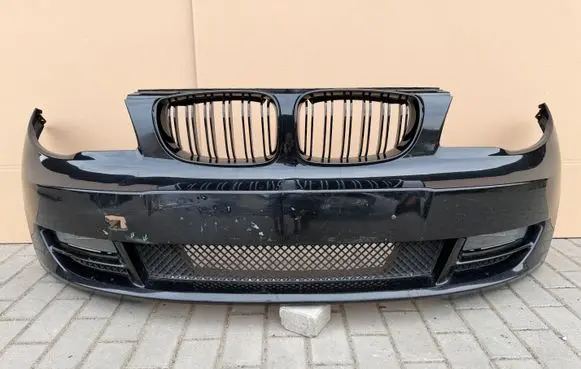 BMW 1 E82 E88 Front bumper 7166791