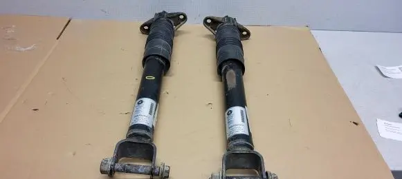 Jeep Grand Cherokee Rear shock absorber/damper 68029553AE 1A14668A 55553E