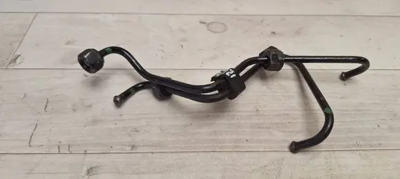 Land Rover Freelander Fuel injector supply line/pipe 