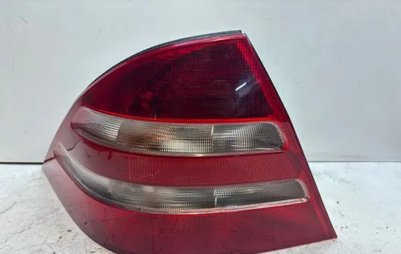 Mercedes-Benz C W203 Rear/tail lights 255121L 255001 A2208200164