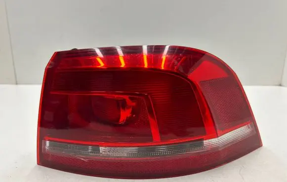 Volkswagen PASSAT B7 Rear/tail lights 3AF945096C 605002