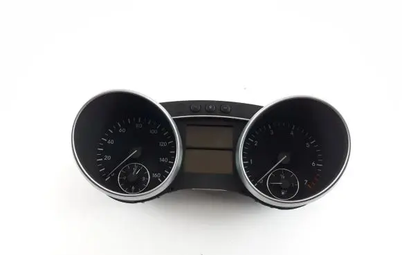 Mercedes-Benz GL X164 Speedometer (instrument cluster) A1645409947