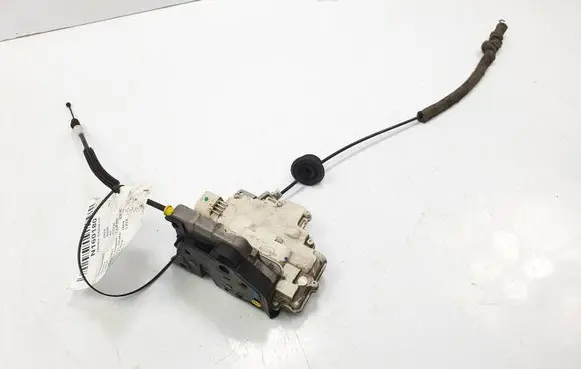 Audi A5 8T 8F Front door lock 8H2837015A