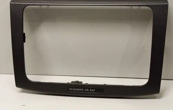 Radio/GPS head unit trim