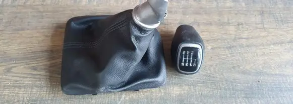 Hyundai Tucson TL Gear lever shifter trim leather/knob
