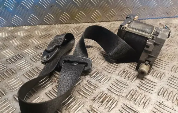 Smart ForTwo I Front seatbelt 0000862V029