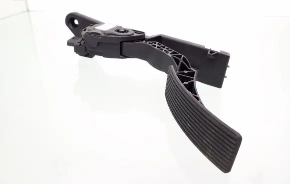 Mercedes-Benz ML W166 Accelerator throttle pedal A1663000004 6PV93396603 Q006ZGS004