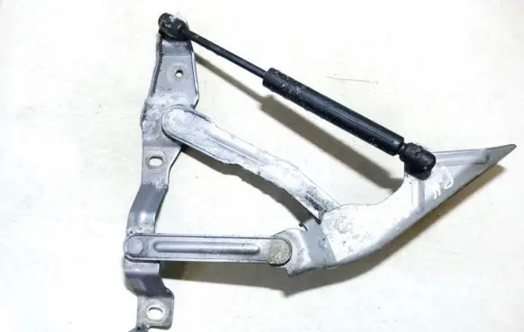 Audi TT Mk1 Front bonnet/hood damper/strut 8n0823359