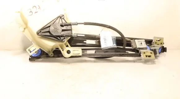 Seat Altea XL Front window lifting mechanism without motor 