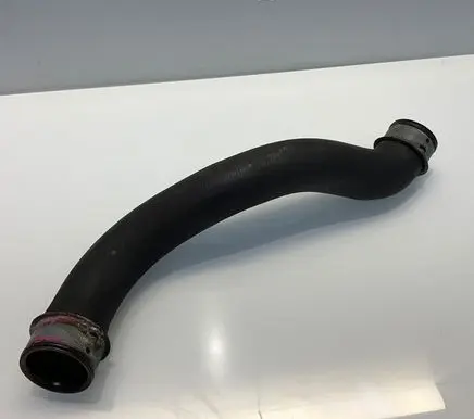 Mercedes-Benz E W212 Engine coolant pipe/hose A2045011582 625412P3038P 2045011582