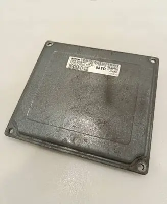 Ford Focus Engine control unit/module 4M5112A650HD S118934101