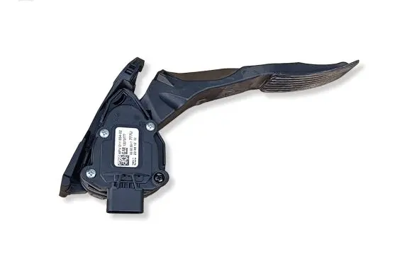 Opel Astra K Accelerator throttle pedal 6PV01155402 13373777 02022017777U