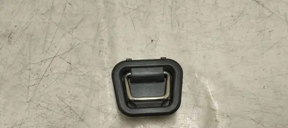 Volvo XC60 Tie down hook / loop 