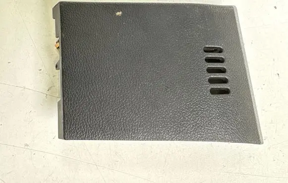 Ford Mustang VI Other dashboard part FR3B63042D90A