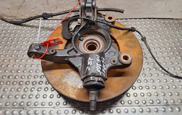 Citroen Jumpy Front wheel hub spindle knuckle S17986265 364693