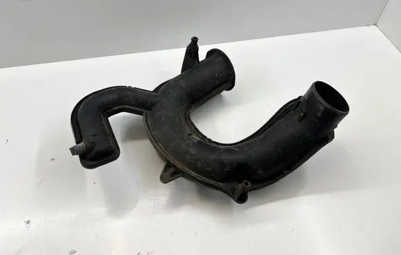 Renault Scenic III - Grand scenic III Air intake duct part 8200923128 8200841045