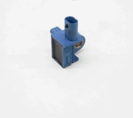Audi Q3 8U Airbag deployment crash/impact sensor 5WK44270 5K0959351A