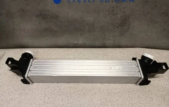 BMW X1 F48 F49 Intercooler radiator 7617597
