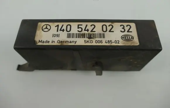 Mercedes-Benz S W140 Light module LCM 1405420232