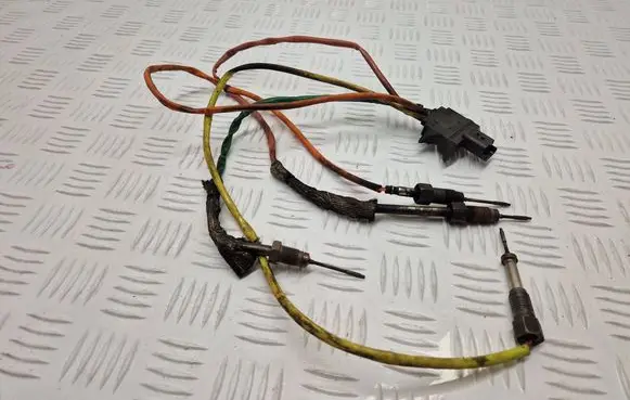 Renault Megane IV Exhaust gas temperature sensor 226580138R 2668000271 L1GC17112319