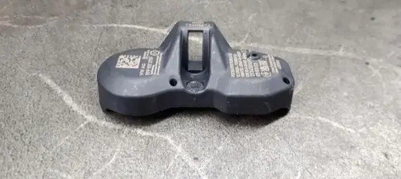 Audi A8 S8 D5 Tire pressure sensor 7PP07275F
