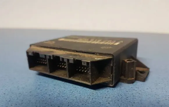 Audi A4 S4 B6 8E 8H Parking PDC control unit/module 8Z0919283A 601794 H02SD09C84
