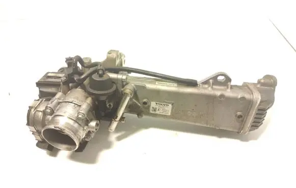 Volvo V60 EGR valve cooler 31325030 1326000065 70304902
