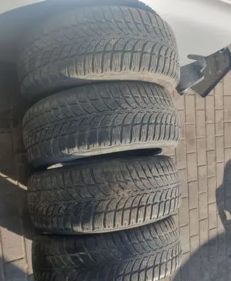 Peugeot 308 SW R16 winter tire 