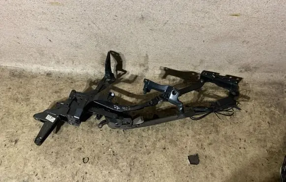 Mercedes-Benz SL R230 Tailgate/trunk/boot hinge