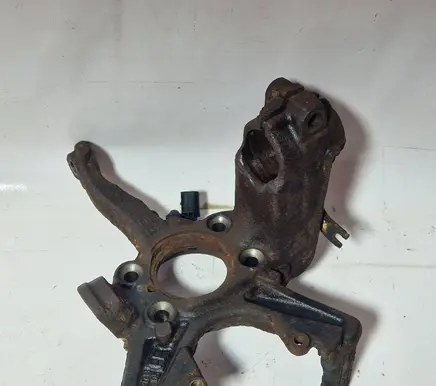 Volkswagen Jetta V Front wheel hub spindle knuckle 1K0407255T